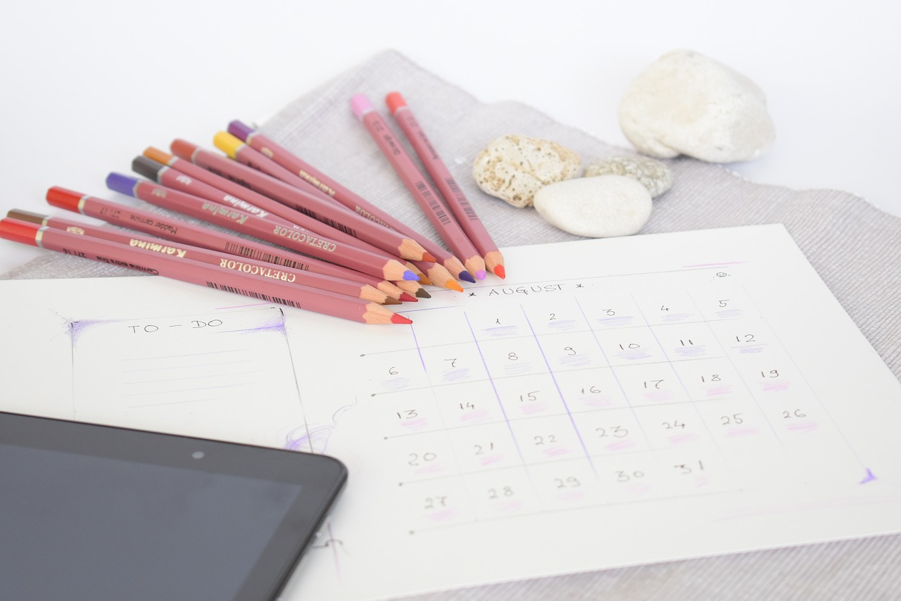 最新中小學(xué)放假安排及其影響分析