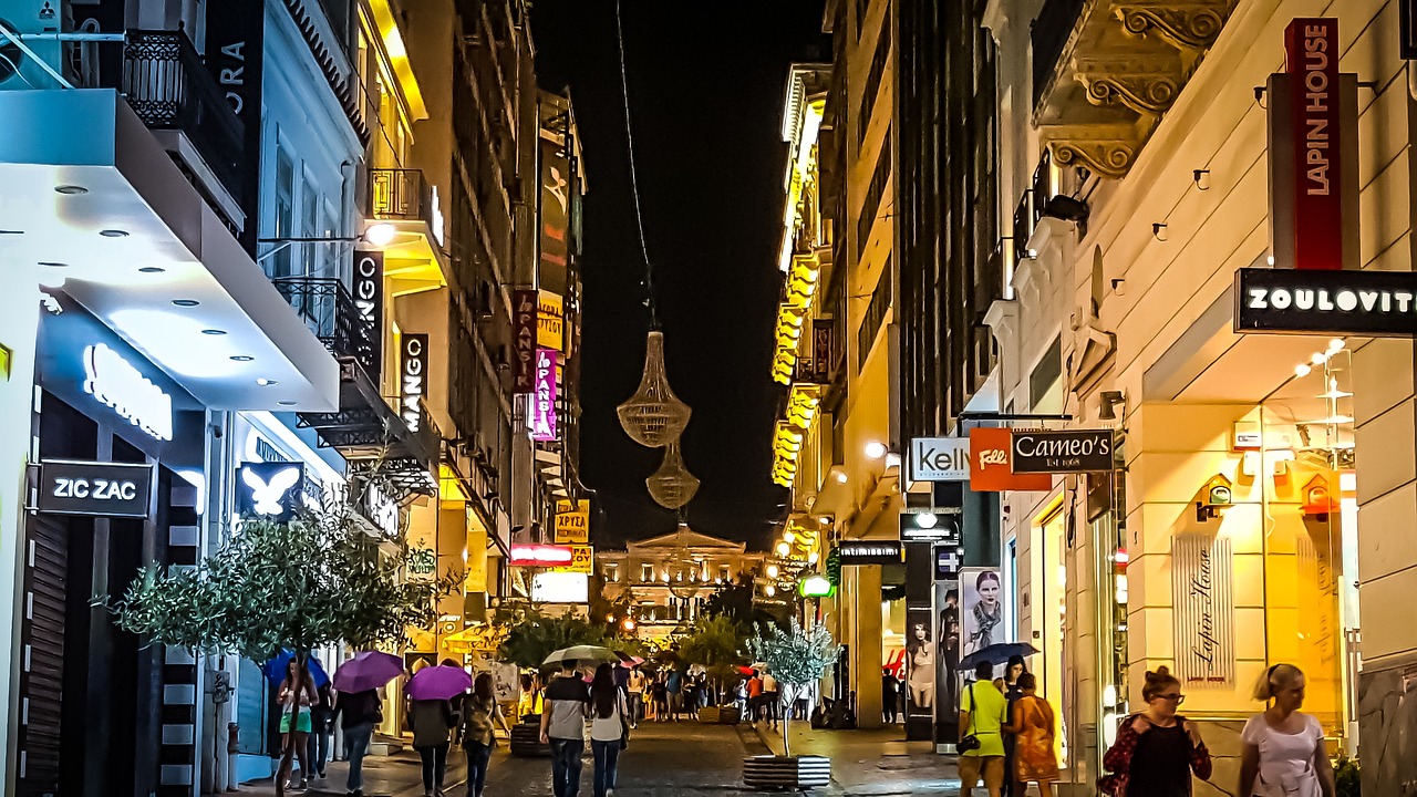 城市夜生活的璀璨魅力，夜秀戀場最新風(fēng)情揭秘