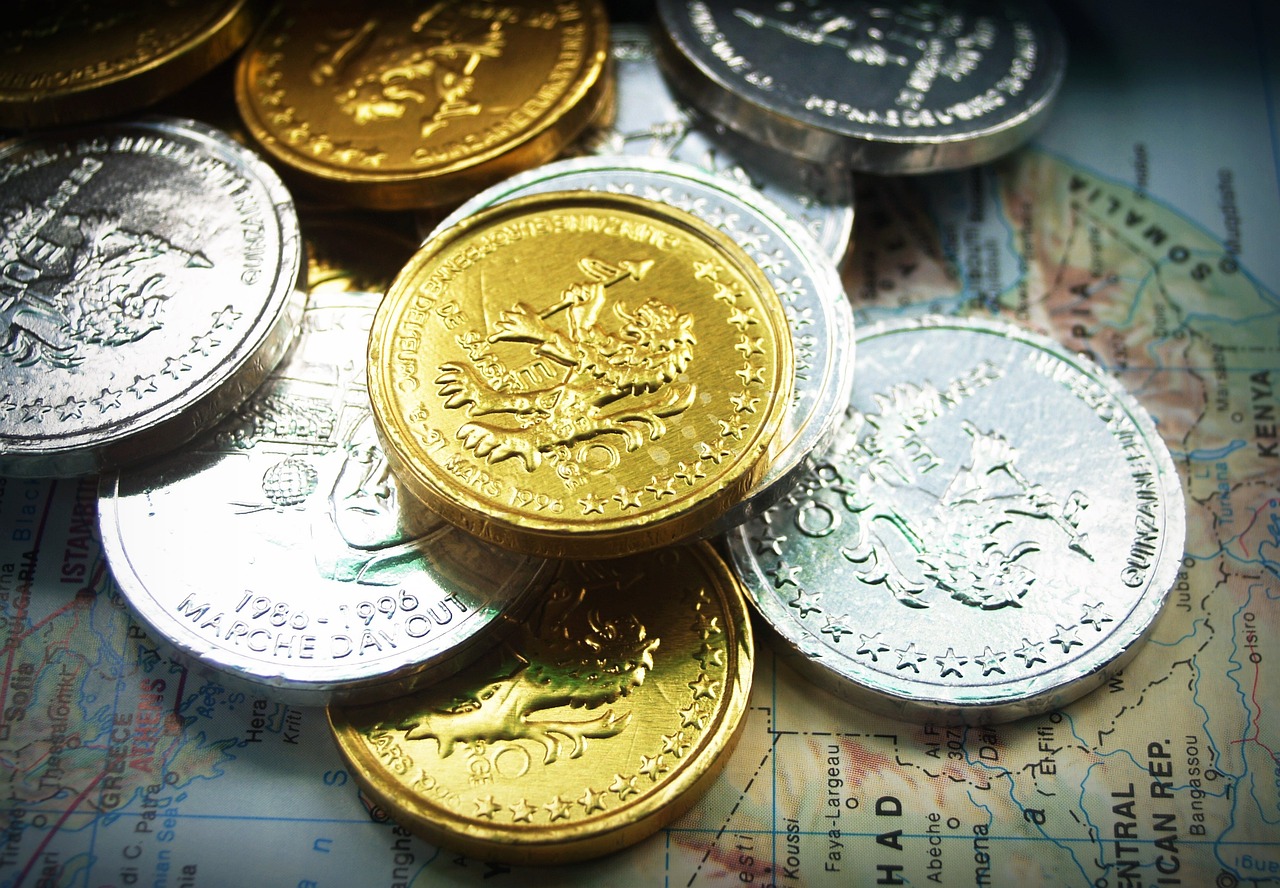 黃金最新操作建議與策略分析，投資黃金的關(guān)鍵要素及實戰(zhàn)指南