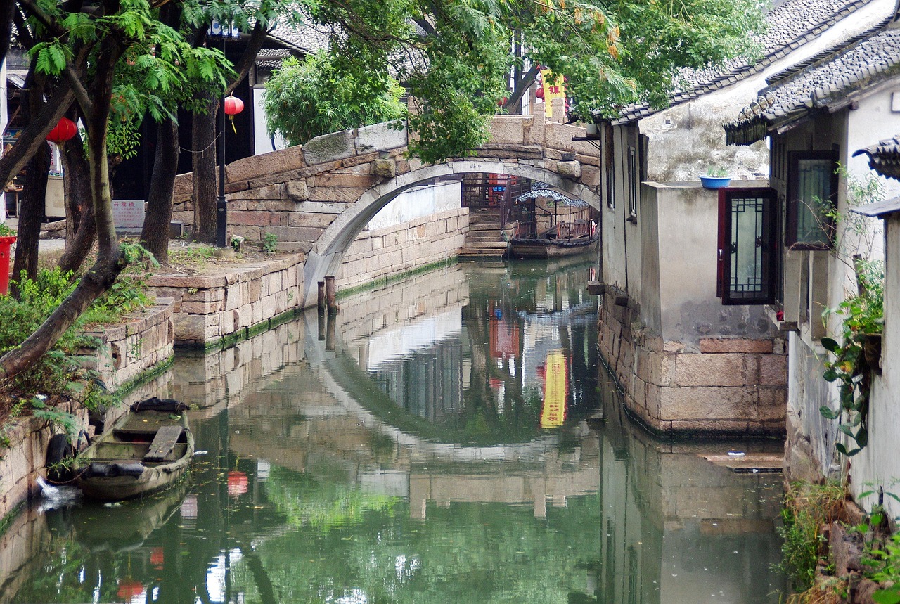 南京化纖五月動(dòng)態(tài)利好，行業(yè)趨勢(shì)與市場(chǎng)前景展望