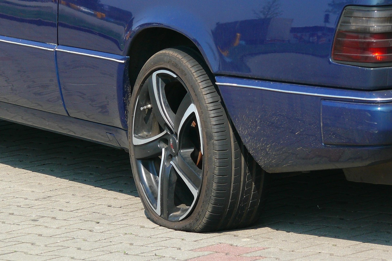 五月汽車輪胎價(jià)格走勢(shì)分析與預(yù)測(cè)